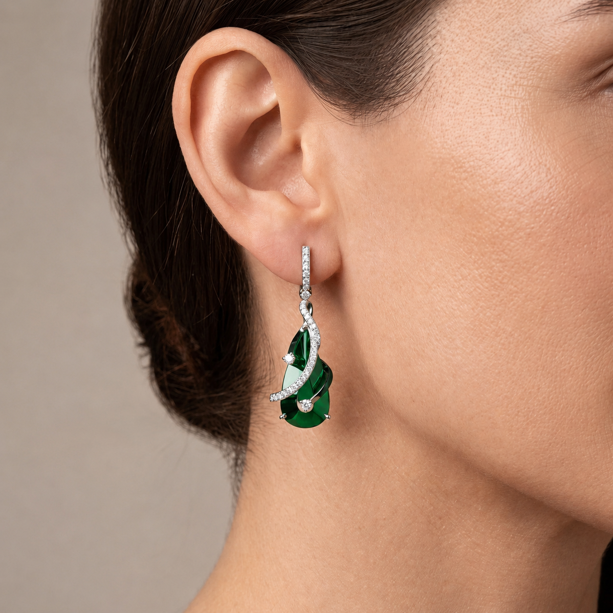 Round LG Diamond Earrings