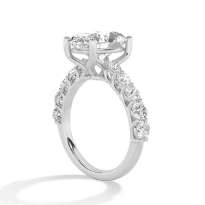 Oval LG Diamond Ring