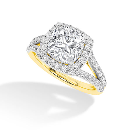 Cushion LG Diamond Ring in Yellow Gold - BH Diamond Center Antwerp
