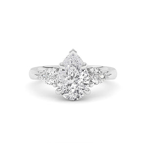 Pear LG Diamond Ring in Yellow Gold - BH Diamond Center Antwerp