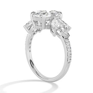 Oval Lab-Grown Diamond Ring 18K Gold - White Gold Side
