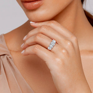 Ovaal LG diamanten ring in Roségoud - BH Diamond Center Antwerpen