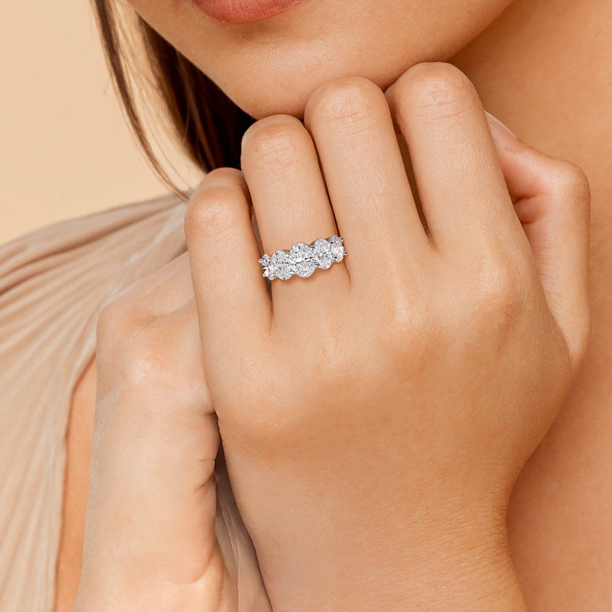Bague en diamant LG ovale en or jaune - BH Diamond Center Anvers