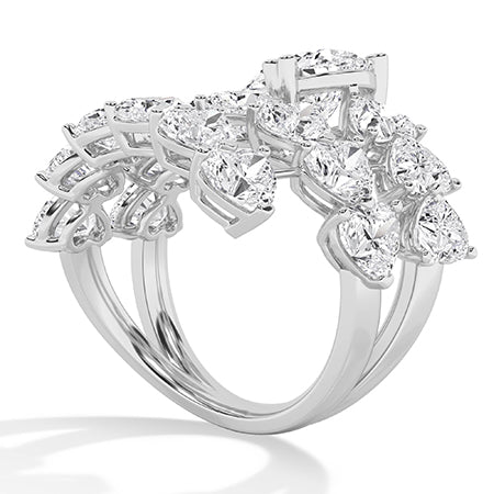 Heart Lab-Grown Diamond Ring 18K Gold - White Gold Side