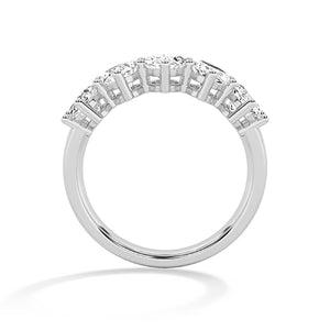 Oval LG Diamond Ring in White Gold - BH Diamond Center Antwerp