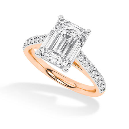 Emerald LG Diamond Ring in Yellow Gold - BH Diamond Center Antwerp