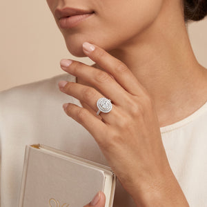 Oval LG Diamond Ring