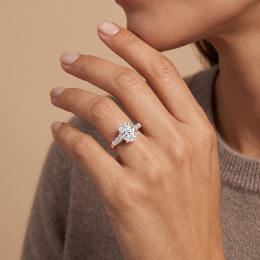 Oval LG Diamond Ring