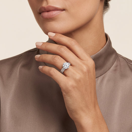 Round LG Diamond Ring