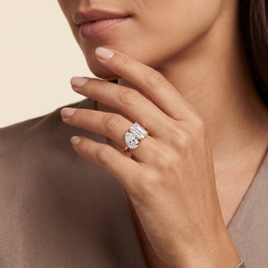 Emerald LG Diamond Ring